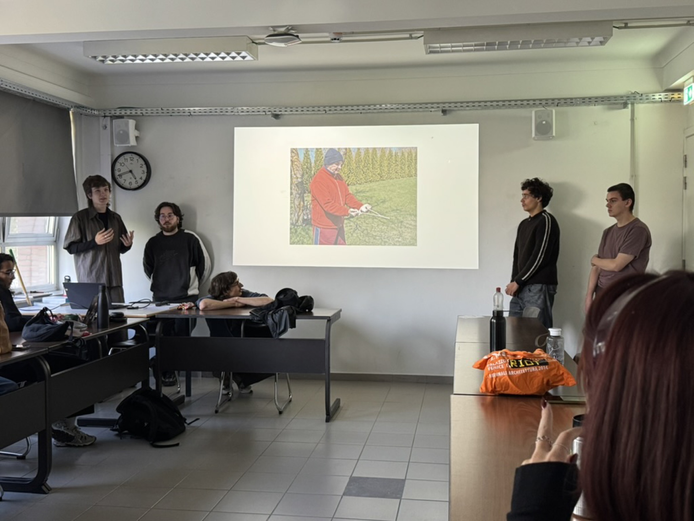 Students presenting their work during a coaching session